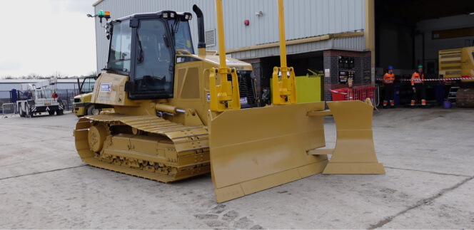 An insiders view of a rebuild of a Cat® D6